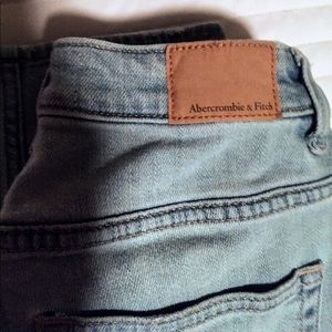 Abercrombie & Fitch girlfriend jeans